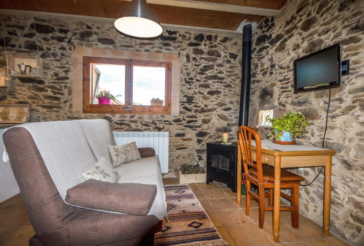Apartamento Duplex Rural Con Chimenea Y Vistas Panoramicas Desde La Cama Sant Marti Sacalm Exteriör bild