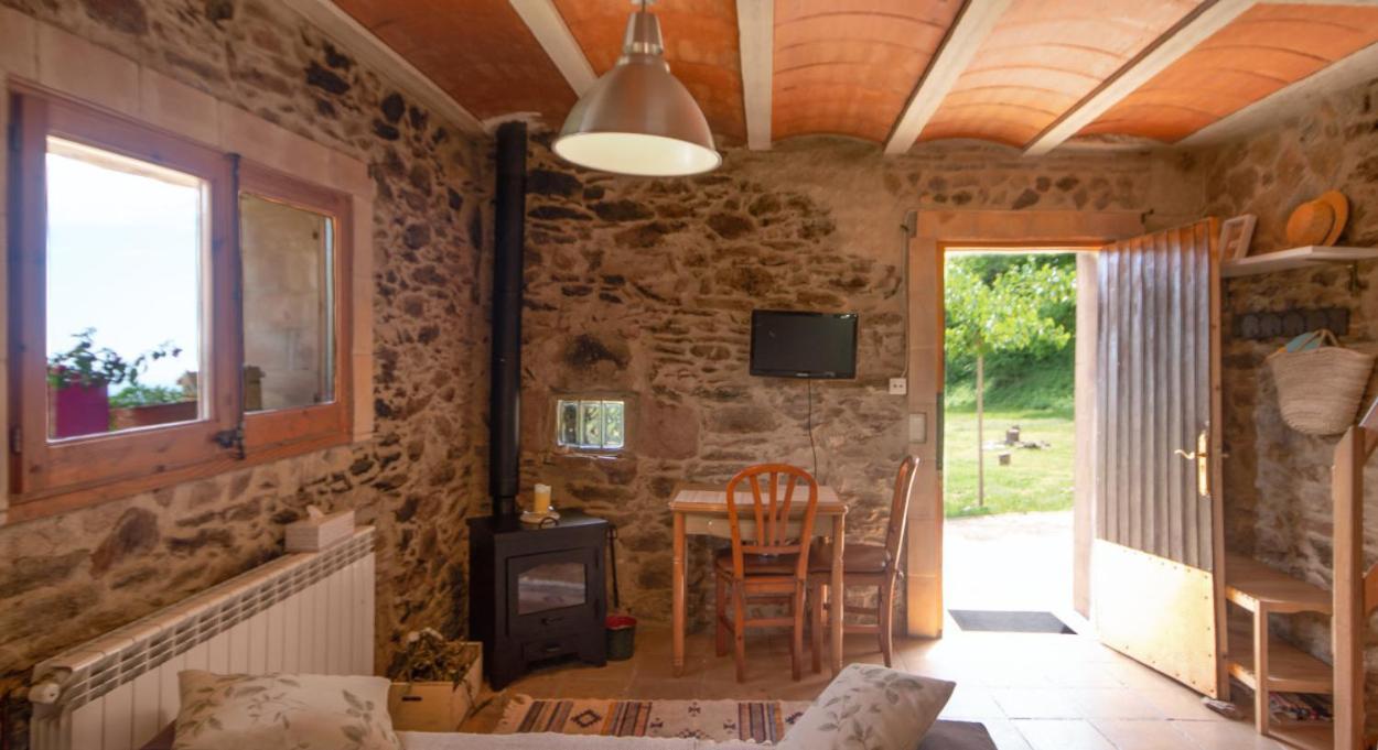 Apartamento Duplex Rural Con Chimenea Y Vistas Panoramicas Desde La Cama Sant Marti Sacalm Exteriör bild